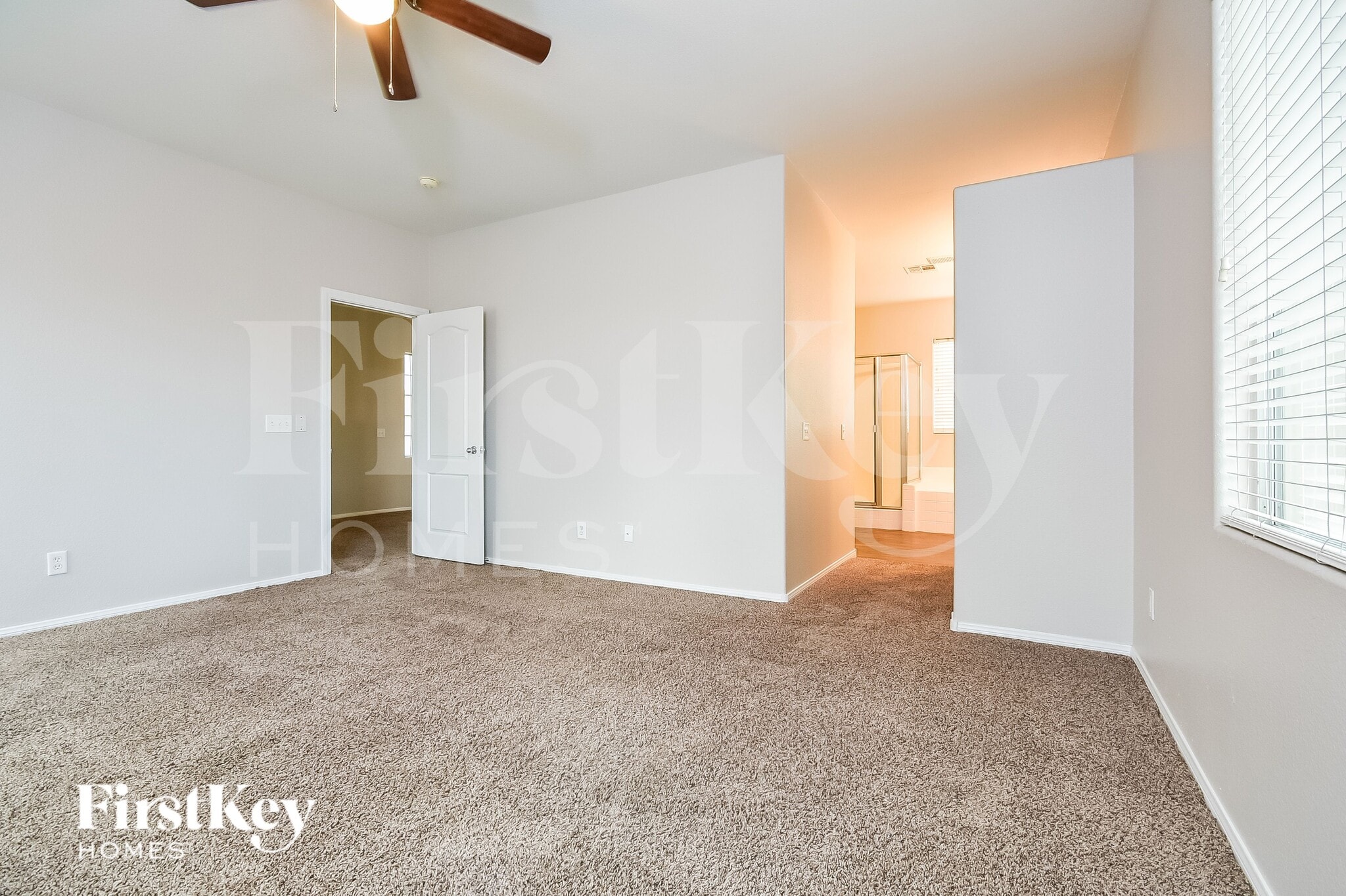 Building Photo - 10832 Avenzano St