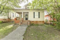 Building Photo - 1374 Ross St