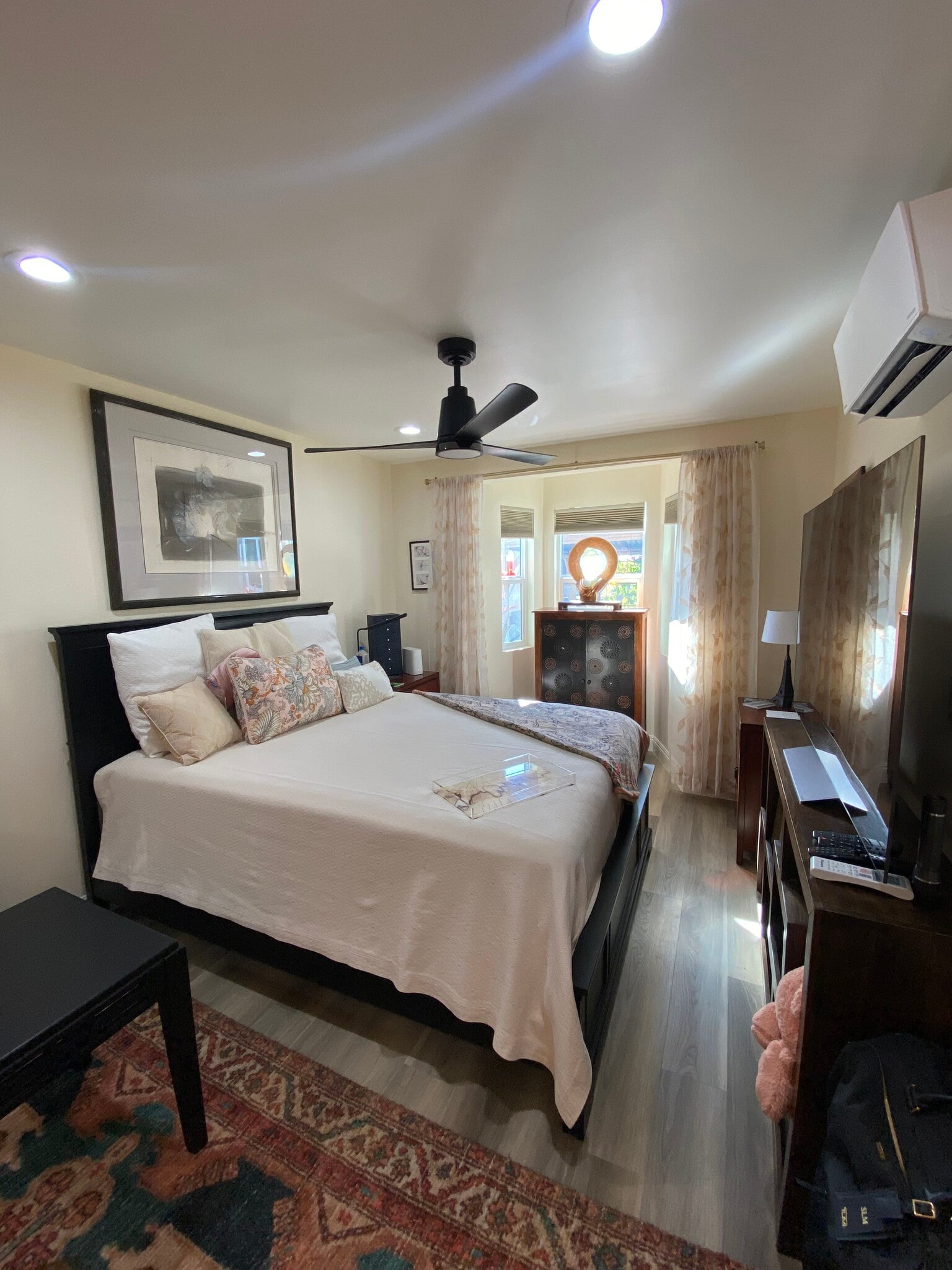 Building Photo - 3042 Newell St