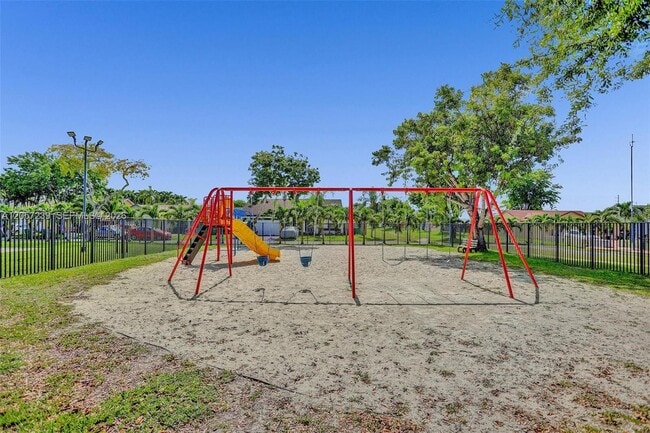 Building Photo - 11529 SW 133rd Terrace