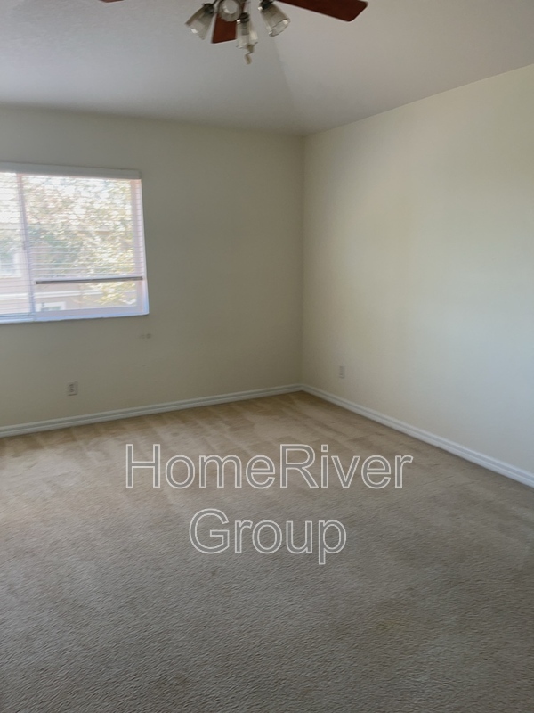 Building Photo - 9840 Roundstone Cir