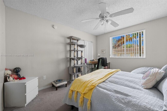 Building Photo - 2600 S University Dr