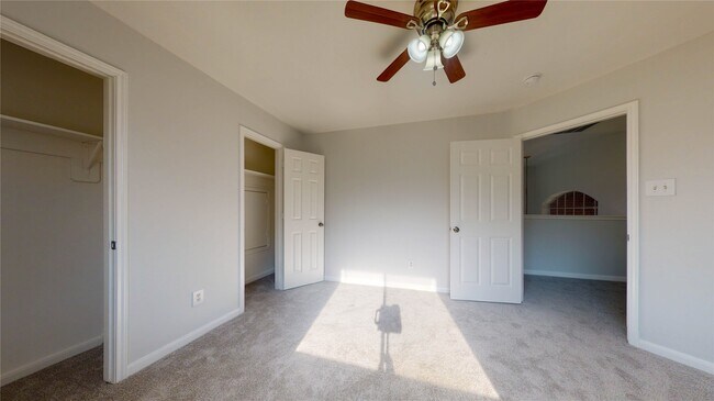 Building Photo - 15319 Cobblestone Point Ct