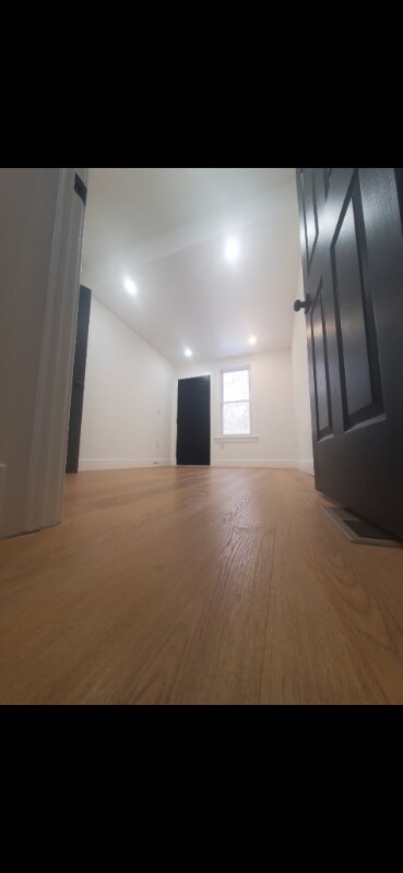 Building Photo - 6330 Saybrook Ave