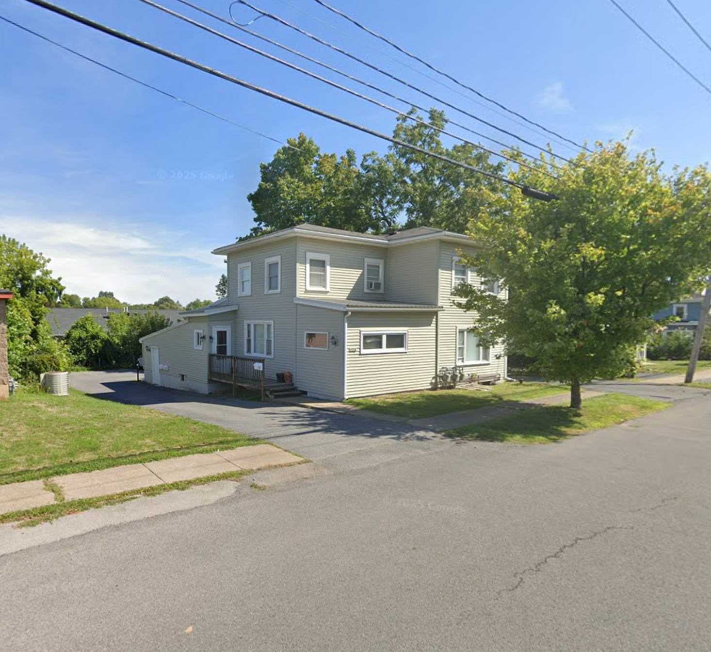 Building Photo - 125 Church St