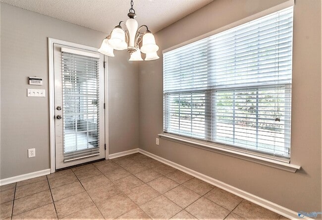 Building Photo - 111 NW Wittington Ln