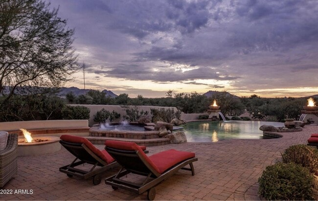 Building Photo - 13639 E Hedgehog Pl