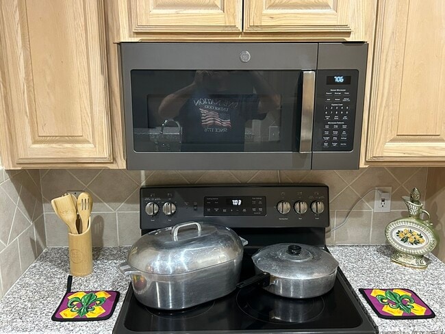 Building Photo - 3226 Whittle Way