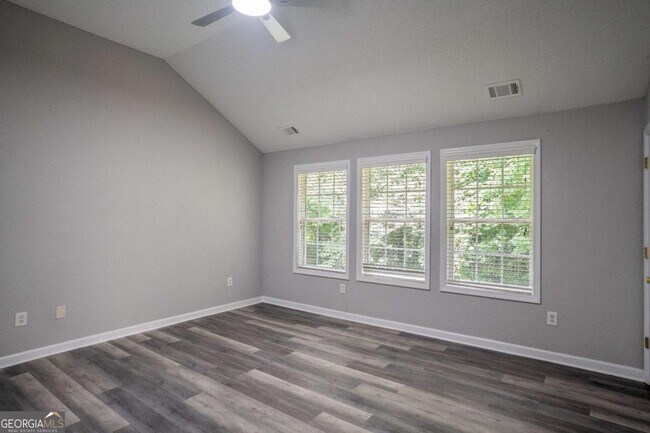 Building Photo - 3243 Newtons Crest Cir