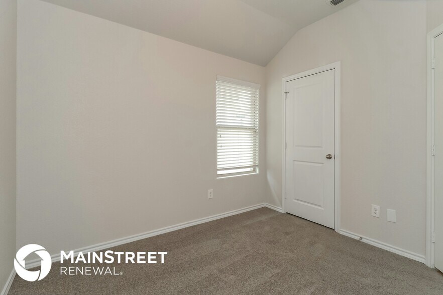 Building Photo - 2604 Mill Springs Pass