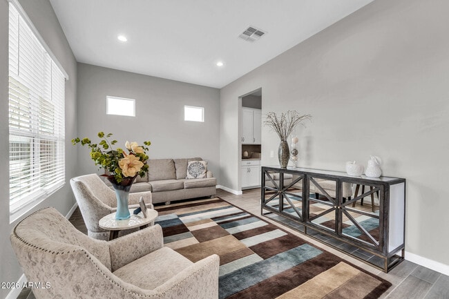 Building Photo - 10518 W Albert Ln