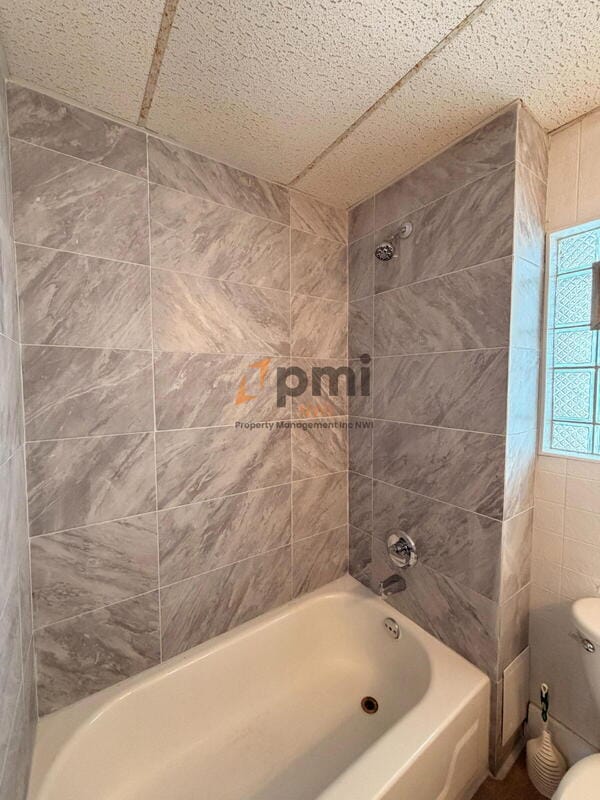 Building Photo - 3 Waltham St