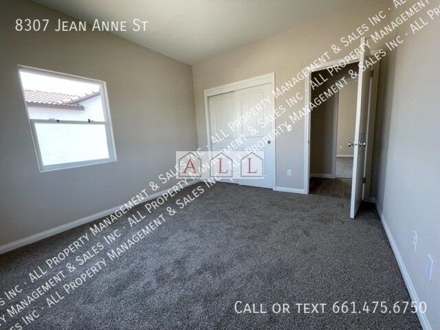Building Photo - 8307 Jean Anne St