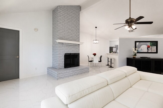 Building Photo - 16814 Square Rigger Ln