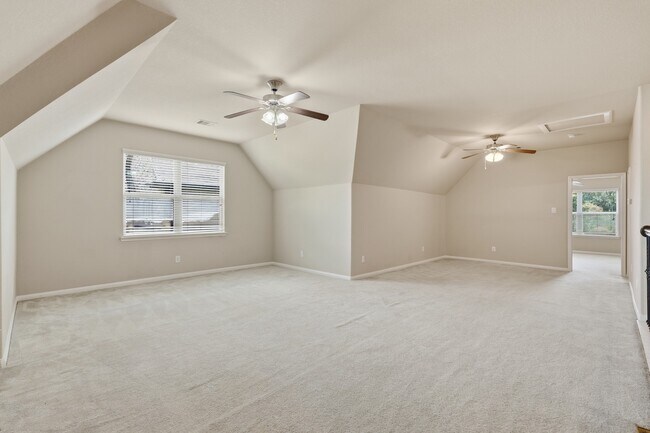 Building Photo - 5815 Creek Crossing Ct
