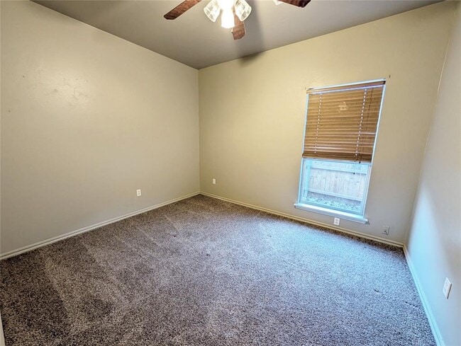 Building Photo - 4801 Deer Ridge Blvd