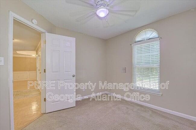 Building Photo - 4541 Country Glen Cir