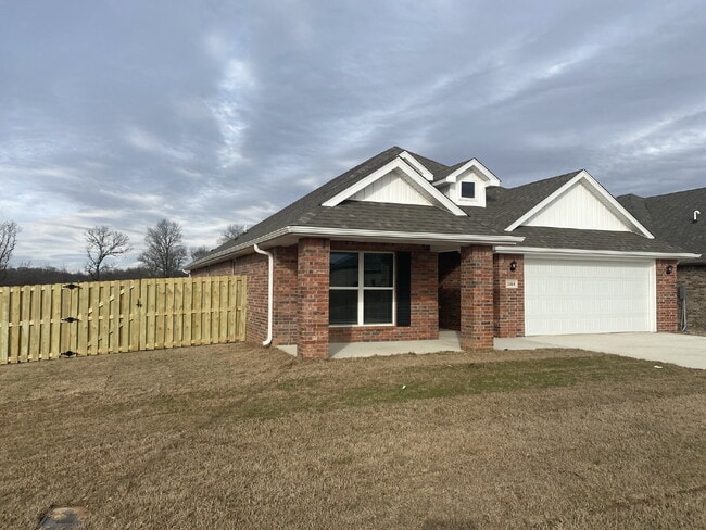 Building Photo - 2414 Graham Ln