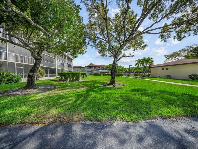 Building Photo - 151 SW 135th Terrace