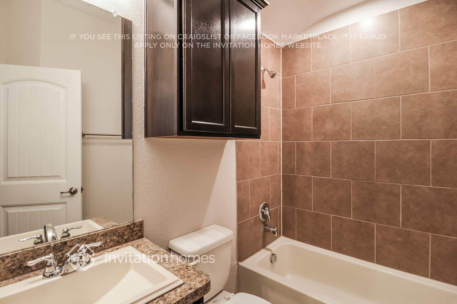 Building Photo - 717 Santa Rosa Dr