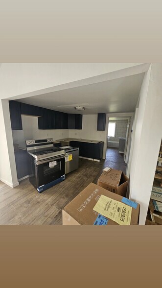 Building Photo - 494 Prim Rd