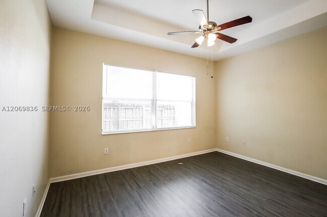 Building Photo - 2150 NE 37th Terrace