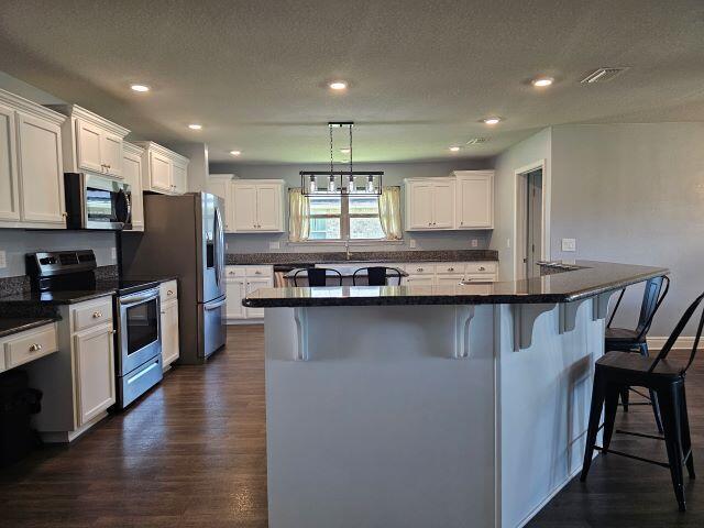 Building Photo - 5787 Dogwood Dr E