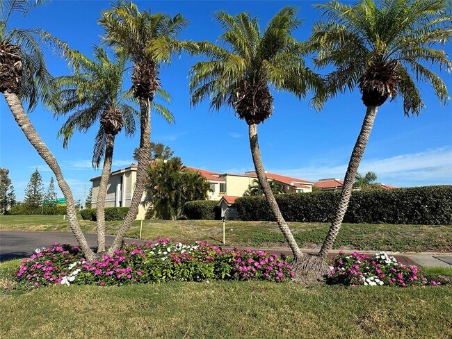 Primary Photo - 6121 Palma Del Mar Blvd S
