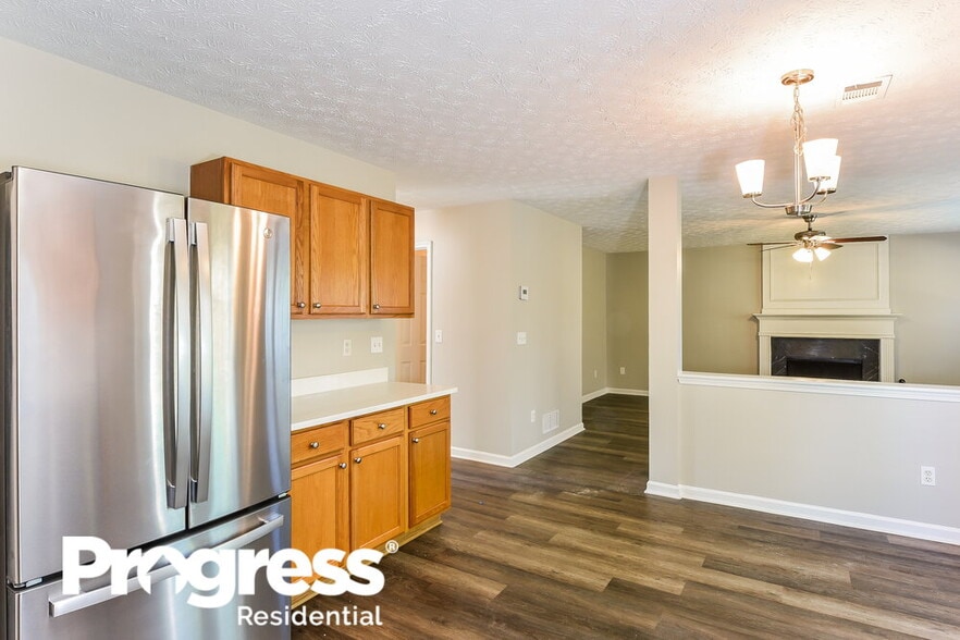 Building Photo - 2521 Meadow Pond Trail SW