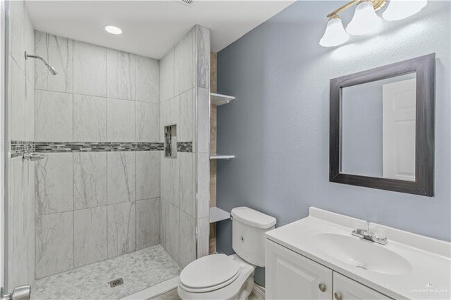 Building Photo - 312 E Mile 4 Rd