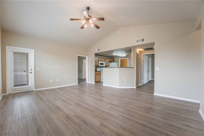 Building Photo - 10001 Peace Way