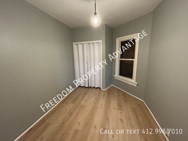 Building Photo - 355 Maplewood Ave