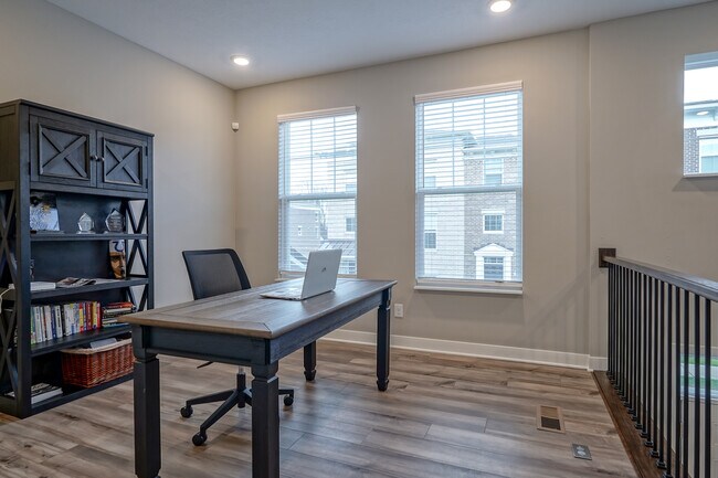 Building Photo - 13775 Boiler Pl