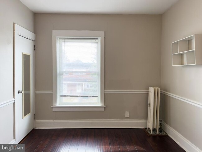 Building Photo - 1620 Randolph St