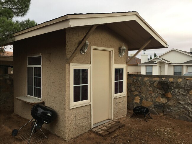 Building Photo - 3445 Flagon Pl