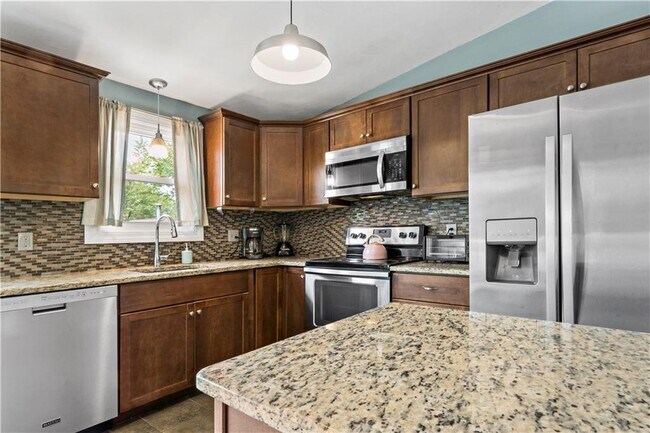 Building Photo - 66 Tupelo Trail