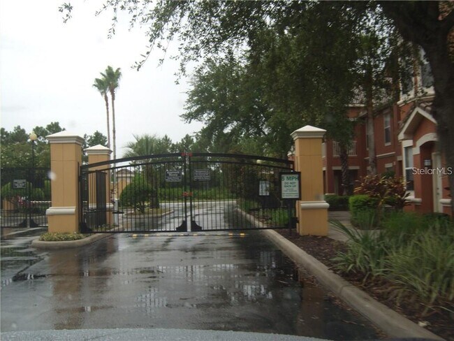 Building Photo - 8818 Villa View Cir