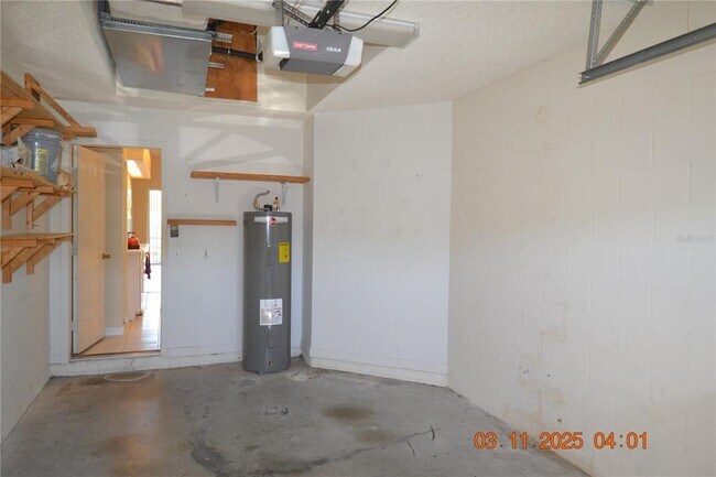 Building Photo - 204 Hemingway Dr