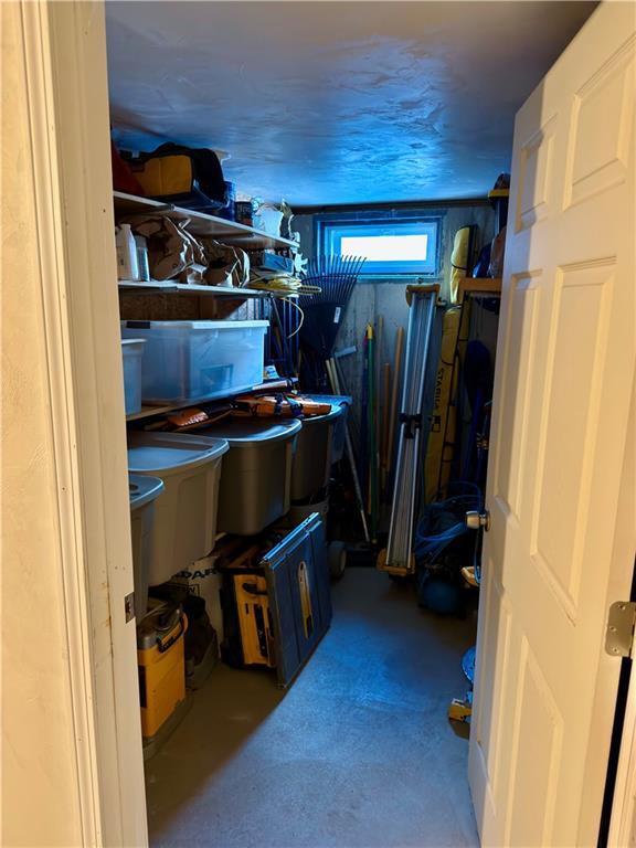 Building Photo - 6 Wilson St