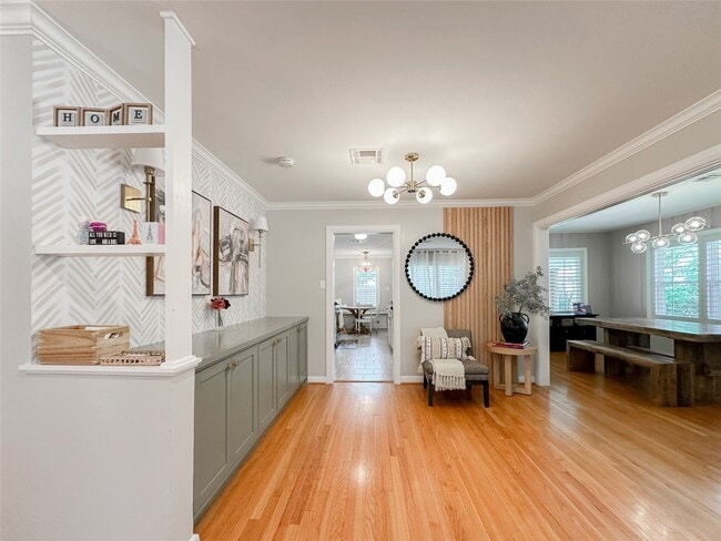 Building Photo - 3107 Broadmead Dr