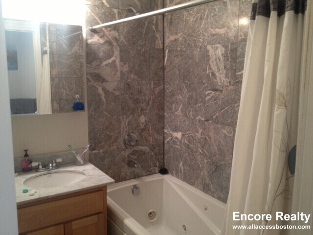 Building Photo - 23 Aspinwall Ave