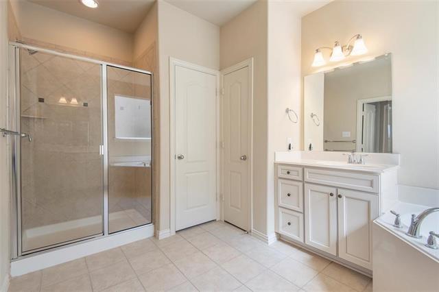 Building Photo - 8008 Choctaw Ln