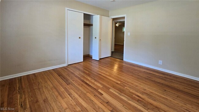 Building Photo - 6862 Westview Dr