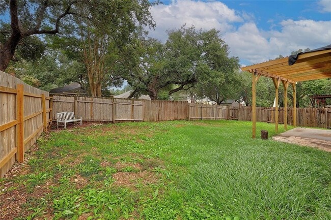 Building Photo - 6036 Mesa Verde Cir