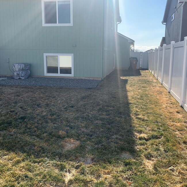 Building Photo - New on the Market!