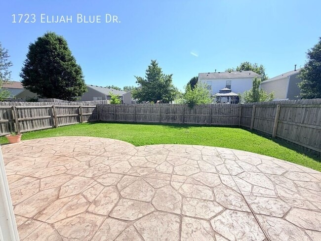 Building Photo - 1723 Elijah Blue Dr