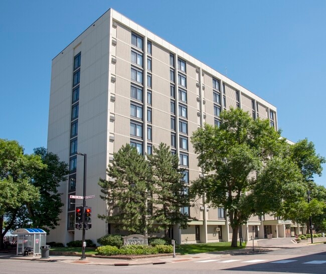 Hopkins Village Apartments 9 7th Ave S Hopkins MN 55343 Apartment