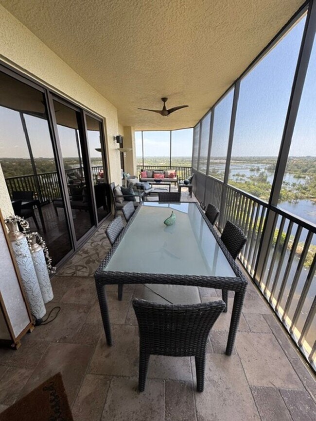 Building Photo - 14380 Riva Del Lago Dr