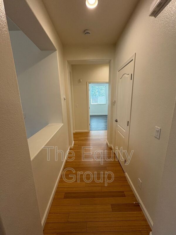Building Photo - 2422 N Leila St
