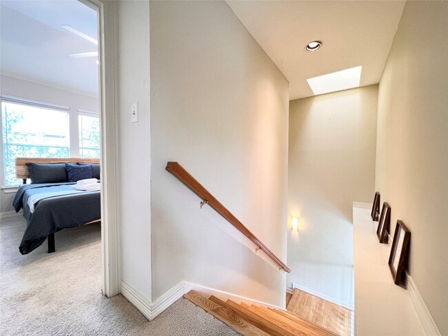 Building Photo - 1502 Crocker St